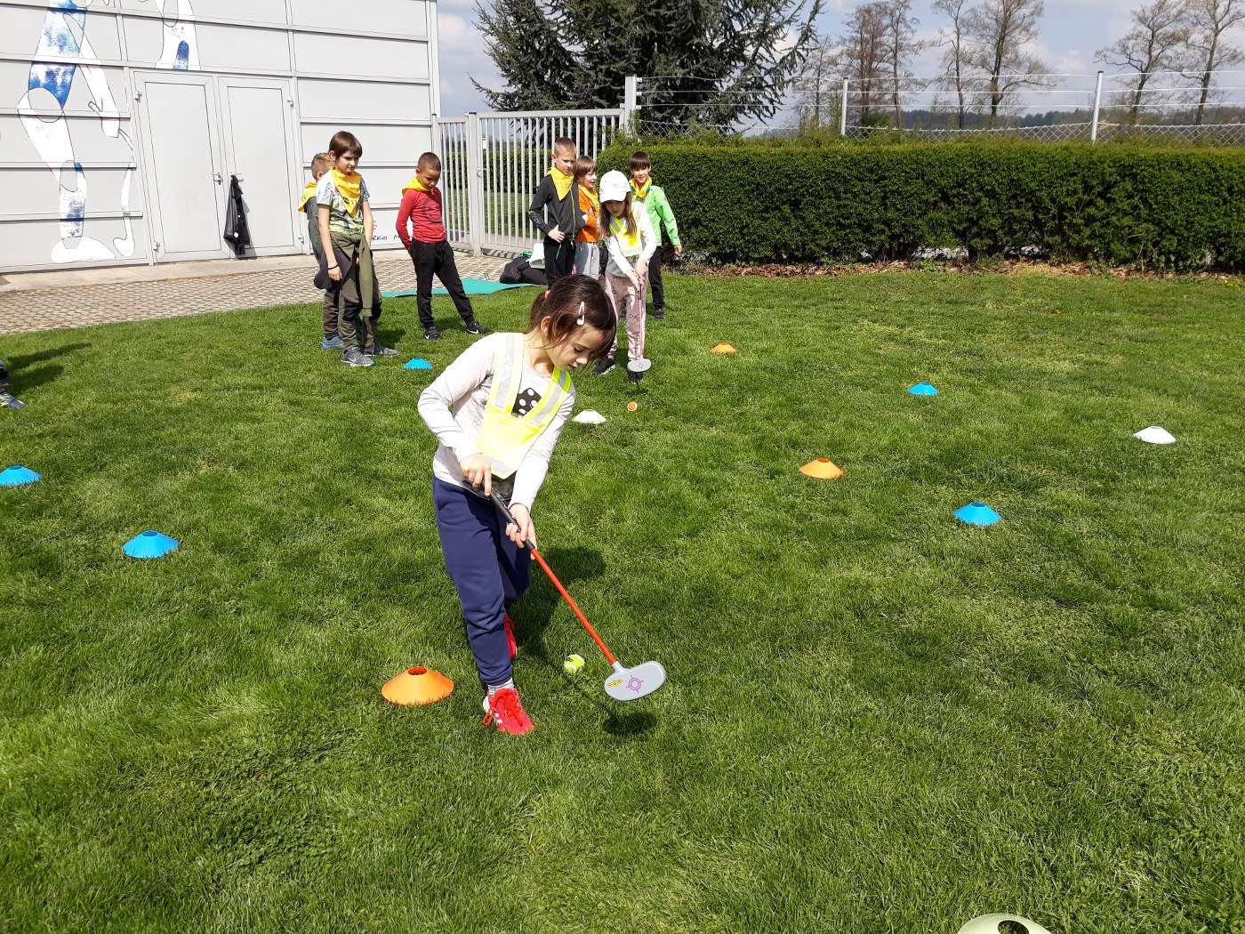 2019_04_18_sportni_dan_1vio_golf-19