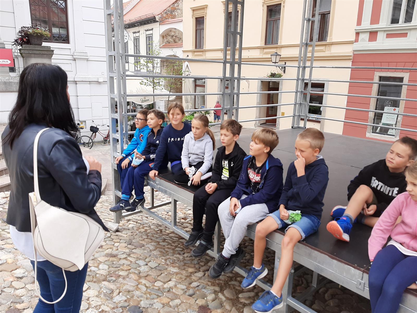 2020_09_18_ulice_otrokom-2_0