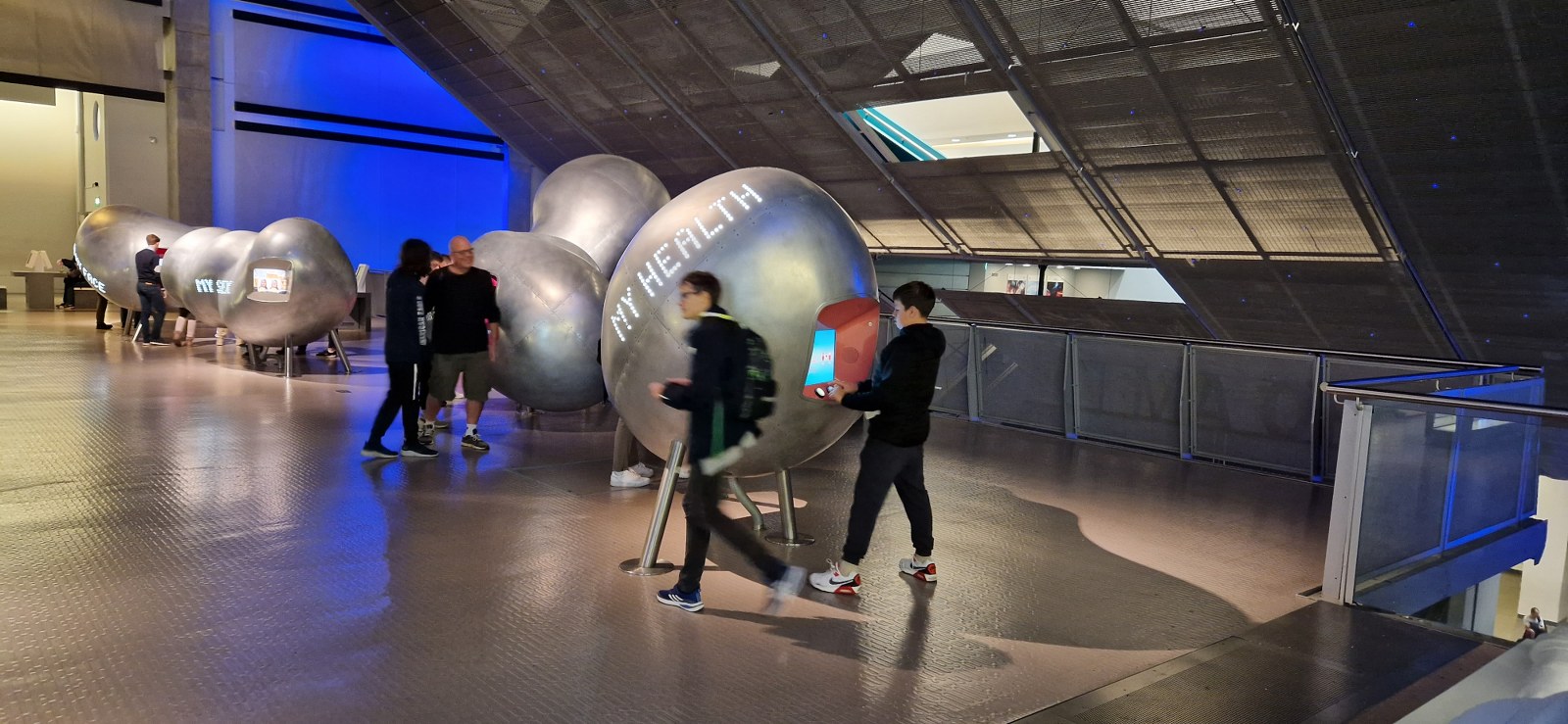 2022_10_11_London_2022_8r-106